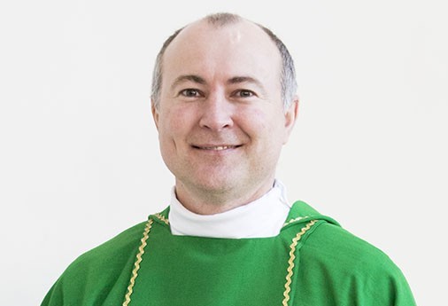 Padre Zico assume como pároco da Catedral