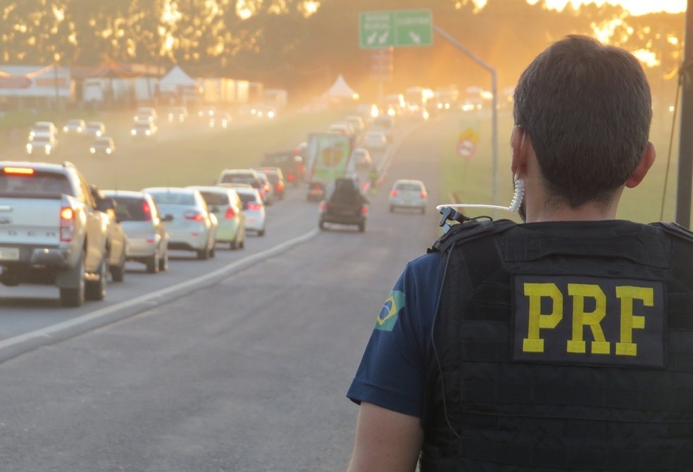 PRF orienta sobre cuidados na rodovia com o início do Show Rural