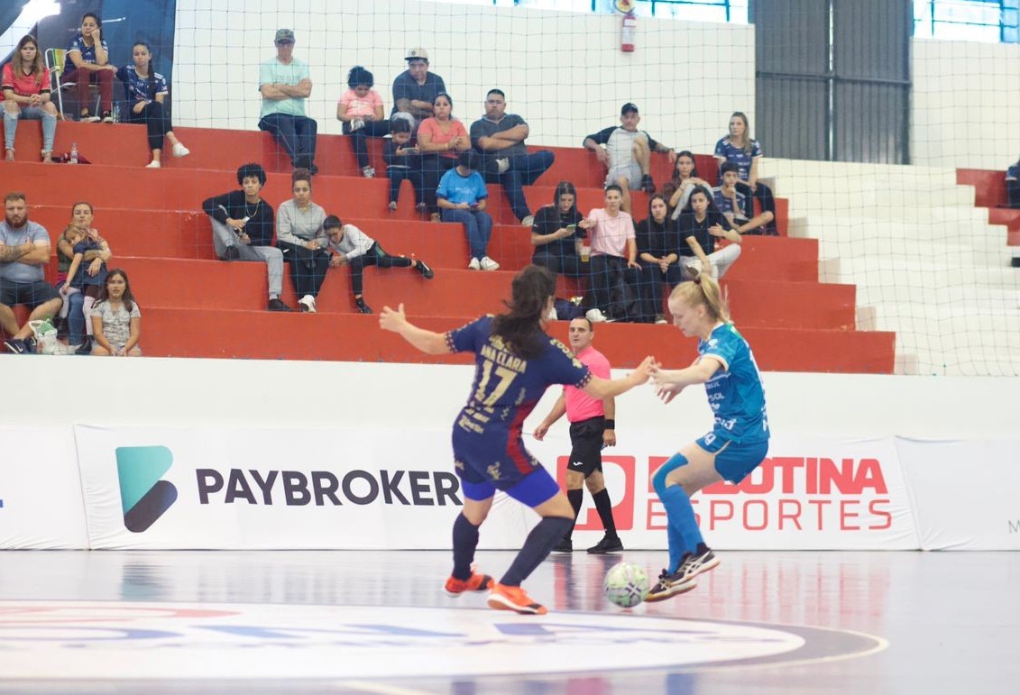 Stein Cascavel vence Celemaster e garante presença nas quartas de final da Copa do Brasil