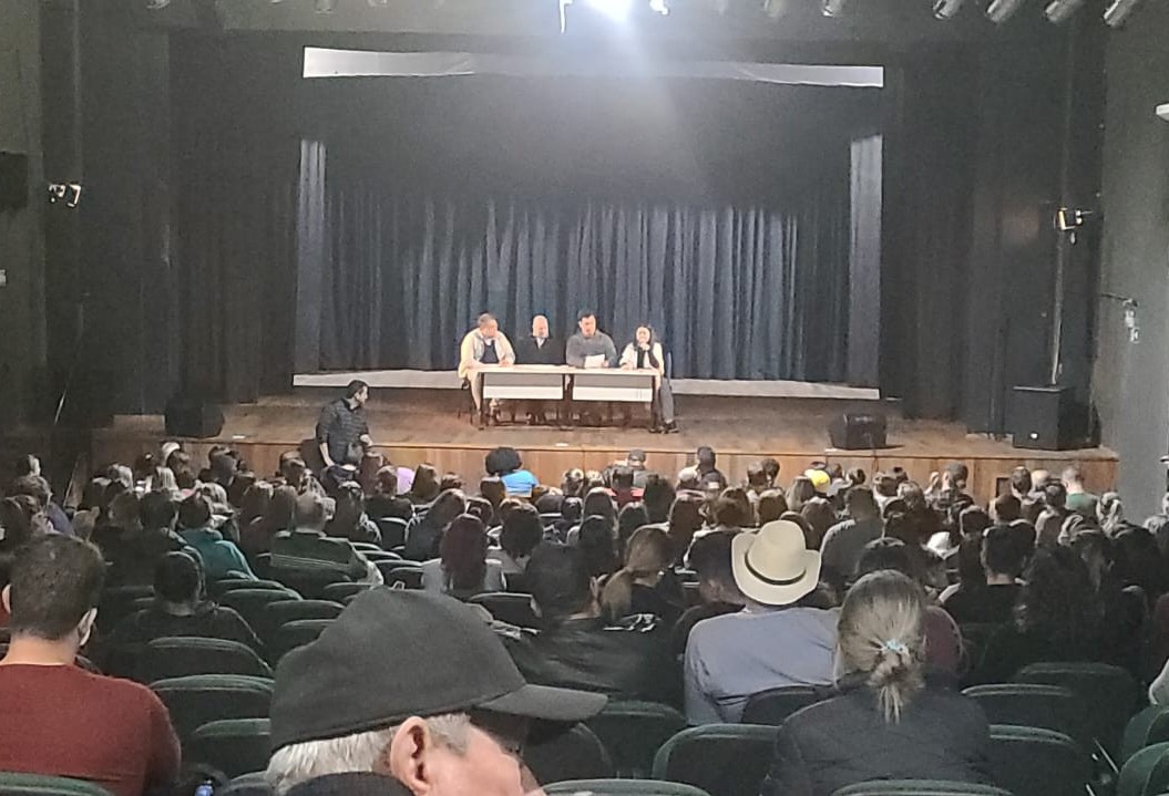 Município faz nova contraproposta de parcelamento do reajuste salarial dos servidores de Cascavel 