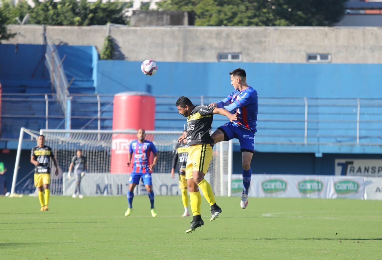 Jogando em Itajaí pela 2ª rodada do Brasileiro, Cascavel empata com Marcílio Dias