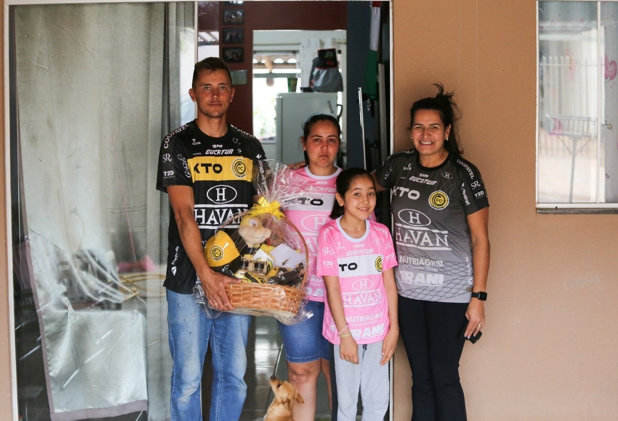 FC Cascavel apoia campanha de arrecadação de fundos para tratamento da pequena Nicoli