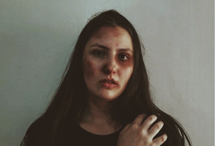 Acadêmicas fazem campanha para alertar violência contra mulher
