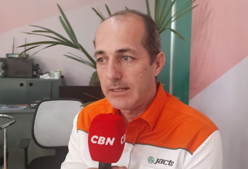 "A Jacto está com portfólio bastante completo com máquina para todo tamanho de área", diz Tosta