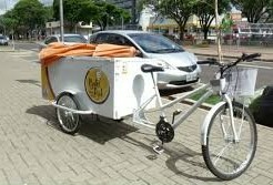 Programa Bike Legal entrega mais 5 bicicletas para empreendedores ambulantes 