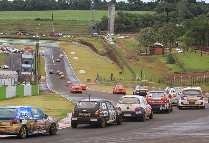 Domingo é dia  de "Cascavel de Ouro"