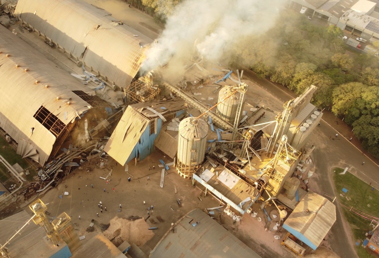 Realizada missa de 7º dia para as vítimas de explosão ocorrida nos silos da C. Vale 