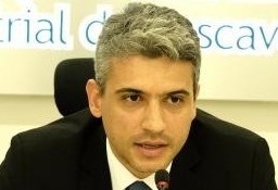 "A decisão do governo foi monocrática; as empresas não aguentam mais"