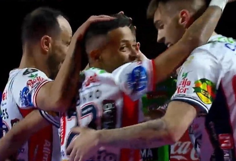 Cascavel Fustal goleia Cerro Porteño e segue rumo ao primeiro lugar do grupo