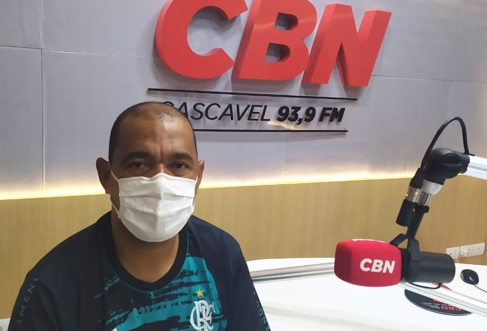 "No Brasil, as pessoas só respeitam as normas quando mexem no bolso"