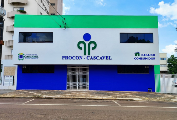 "484 pessoas nos procuraram somente essa semana por aumento nas faturas", relata Lucas Fracaro
