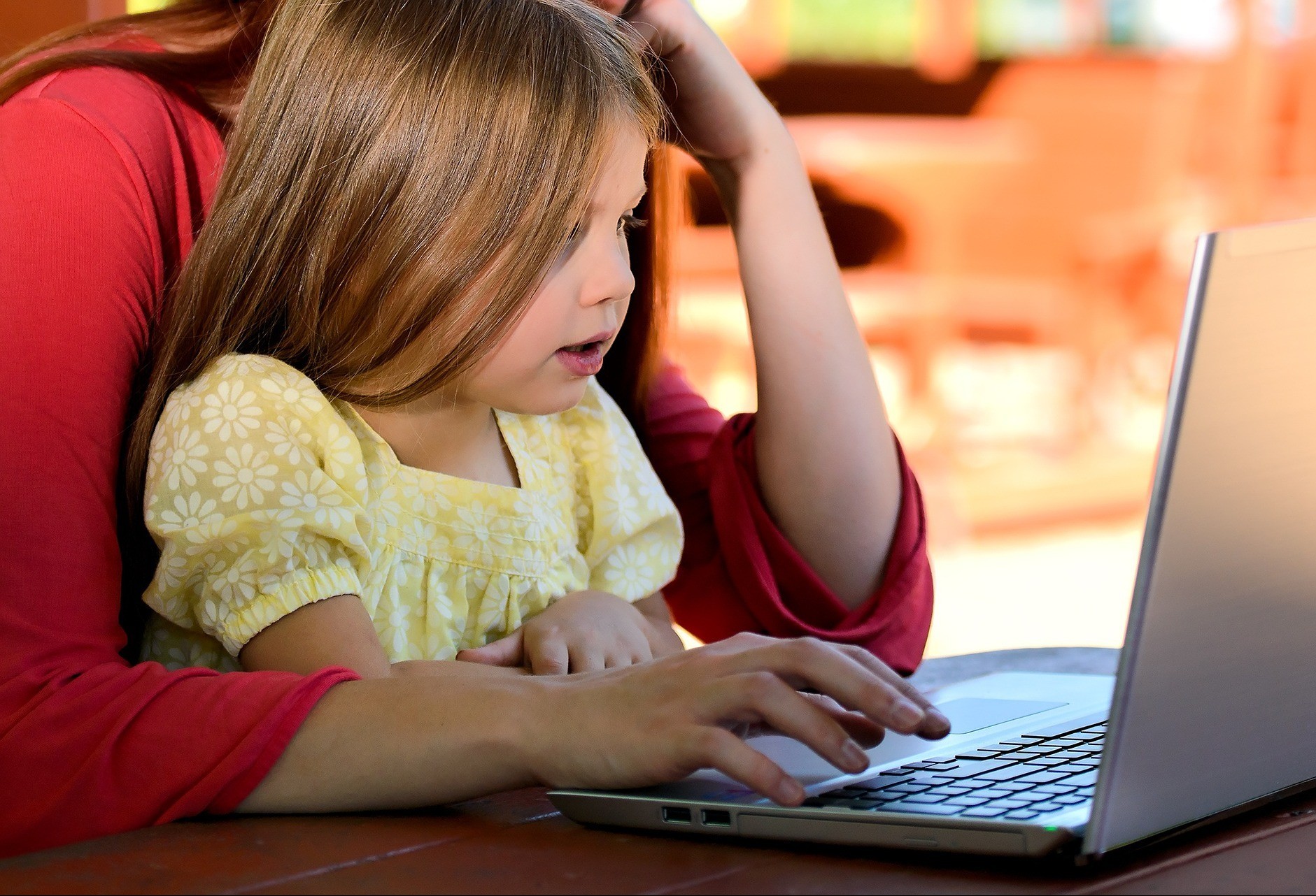 Importância de empreender e ser mãe para a saúde mental  e física 