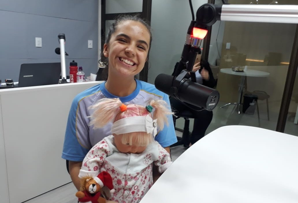 Bebê de arroz: Projeto conscientiza adolescentes sobre gravidez na adolescência