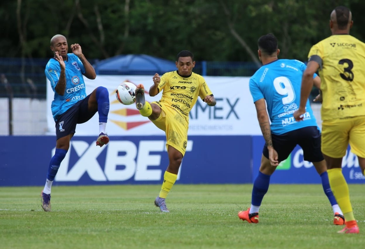 Cascavel empata com Azuriz em Pato Branco e segue invicto