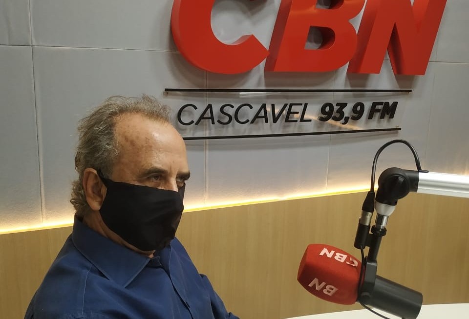 "A gente não é ninguém;  que possamos ser mais justos, daqui não levamos nada"