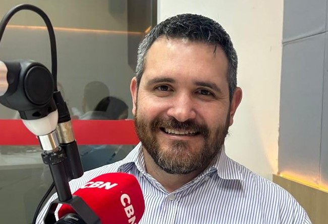"O Consamu atende em média 1.400 ligações por dia, 30% com deslocamento de ambulâncias", diz Avanci