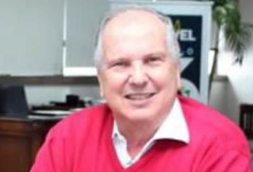 Família divulga nota e afirma que Plínio Destro está em coma induzido 