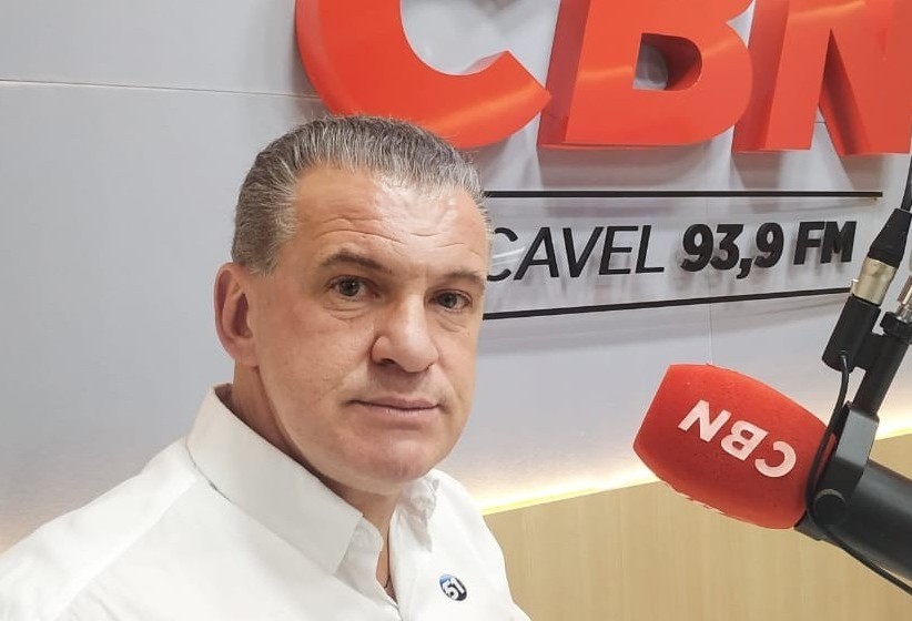 "Tudo isso faz parte de um jogo político", diz Roman