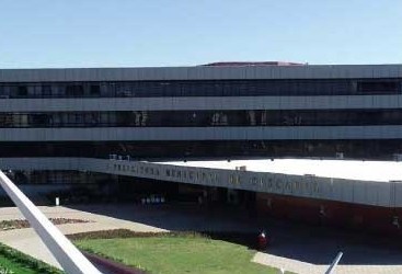 Homem é detido após escalar prédio da prefeitura e invadir gabinete do prefeito de Cascavel