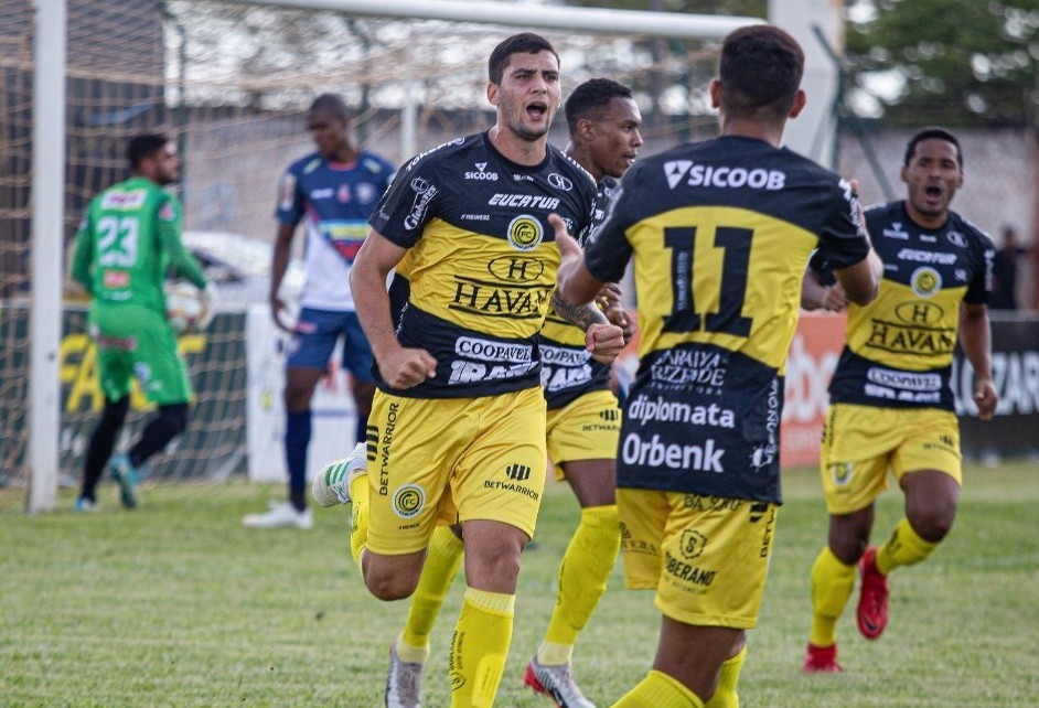 FC Cascavel enfrenta o Bangu neste sábado no Rio de Janeiro