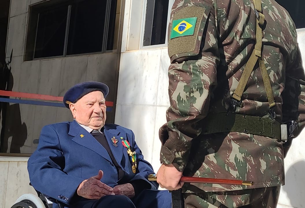 Ex-Combatente da Força Expedicionária Brasileira é homenageado em Cascavel