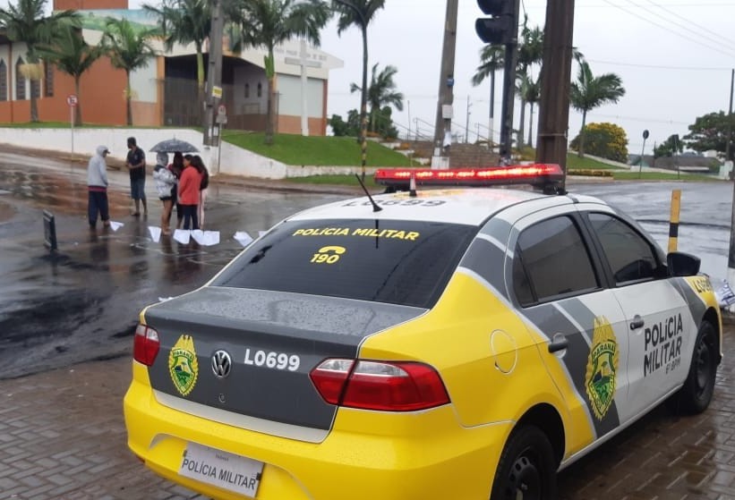 Família de menina morta em acidente pede pede justiça; PM desmontou bloqueio