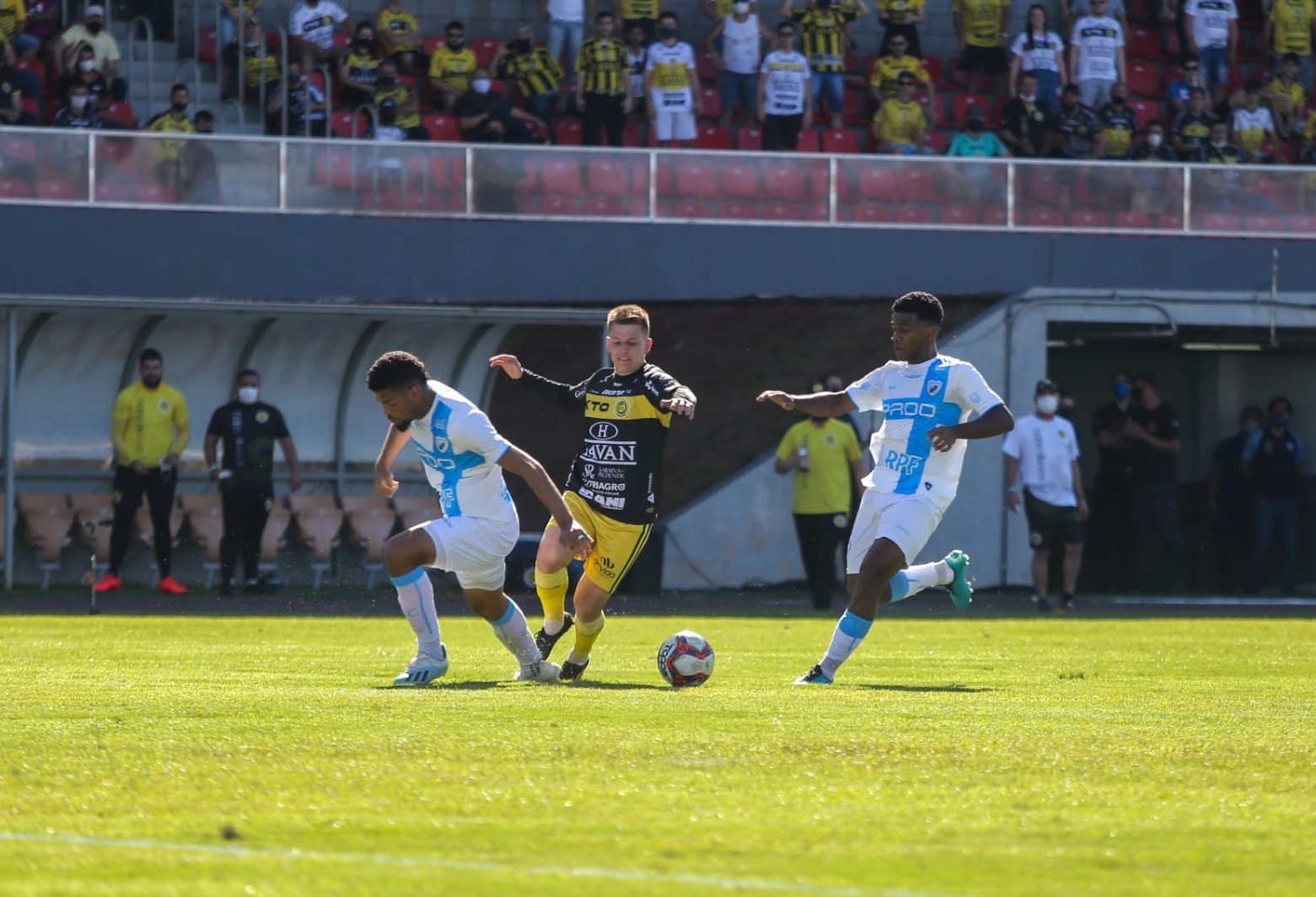 Londrina vence o FC Cascavel nos pênaltis e é campeão do Campeonato Paranaense