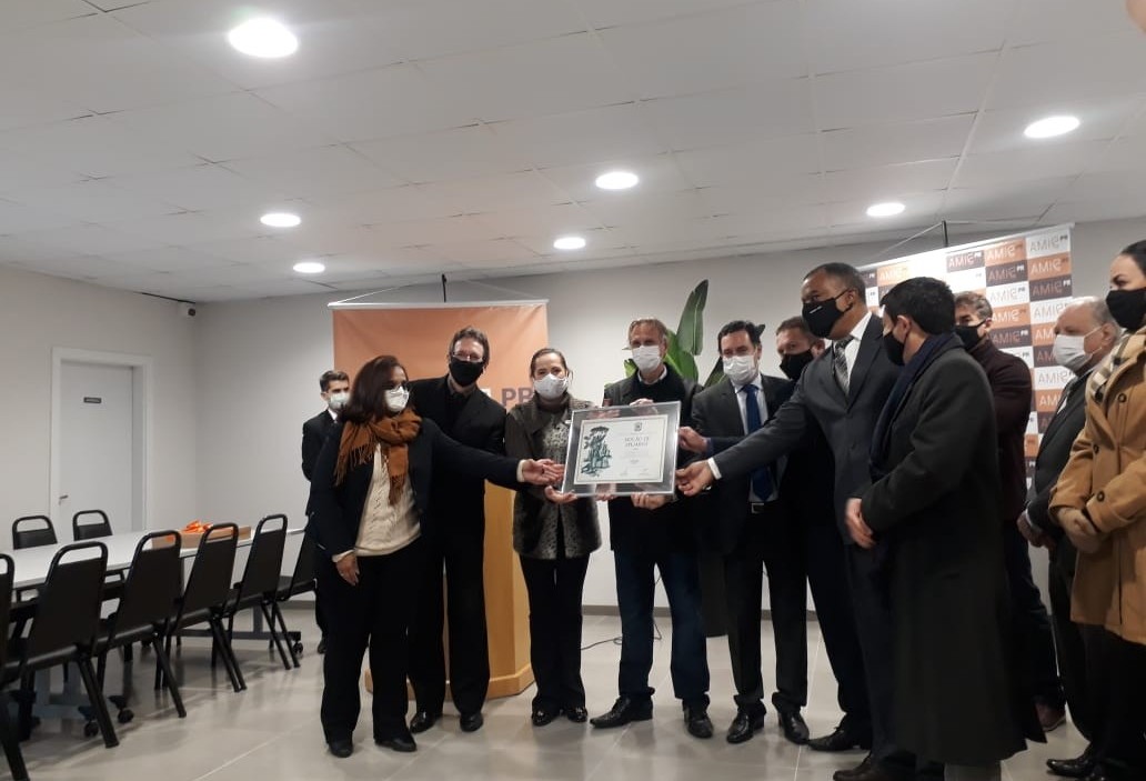 Amic inaugura nova sede 