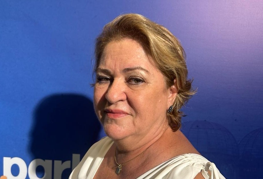 "Aceitei o convite e quero incentivar a presença de mais mulheres na política", diz Odina