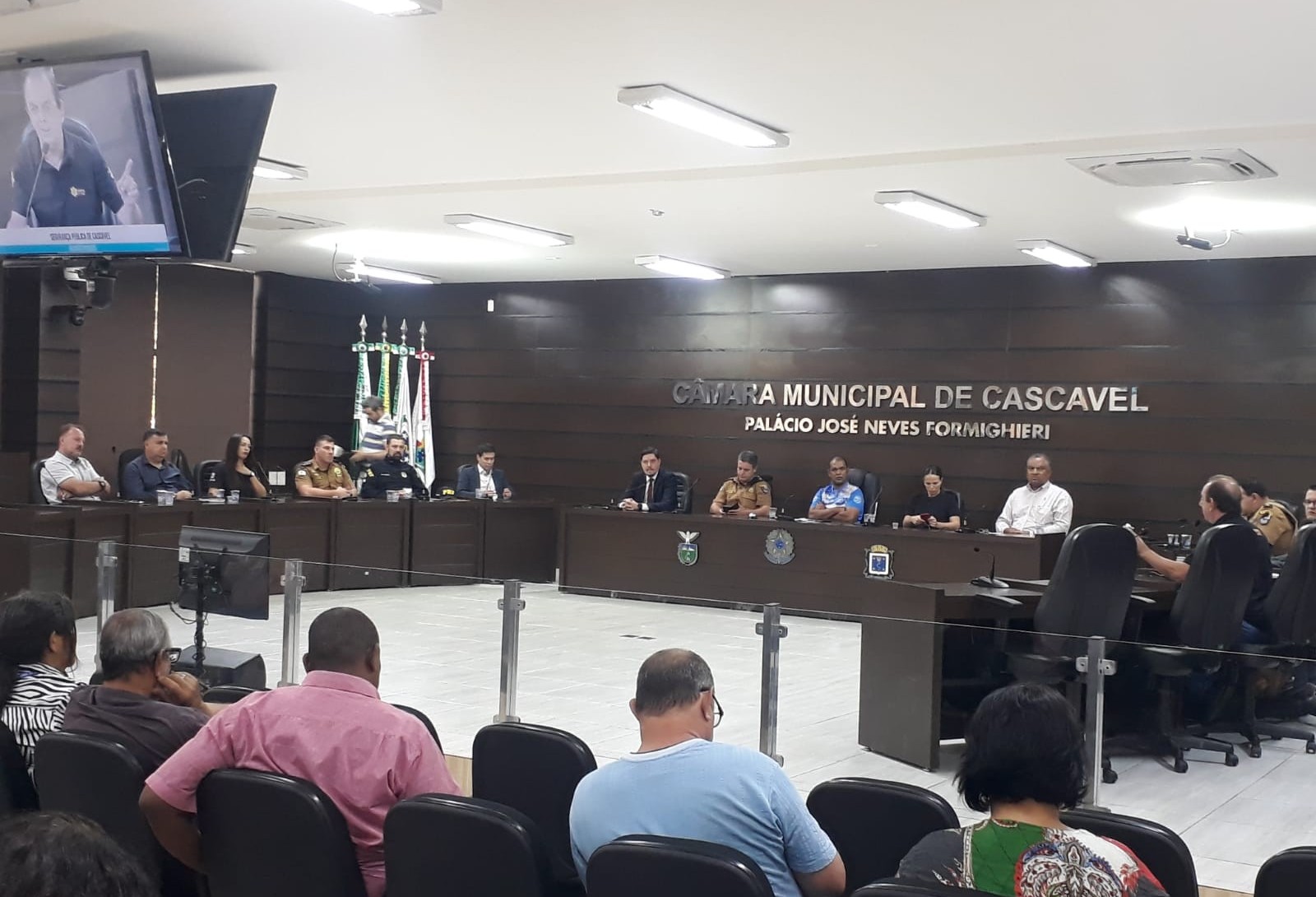 Reunião com forças de segurança é realizada na Câmara de Cascavel 