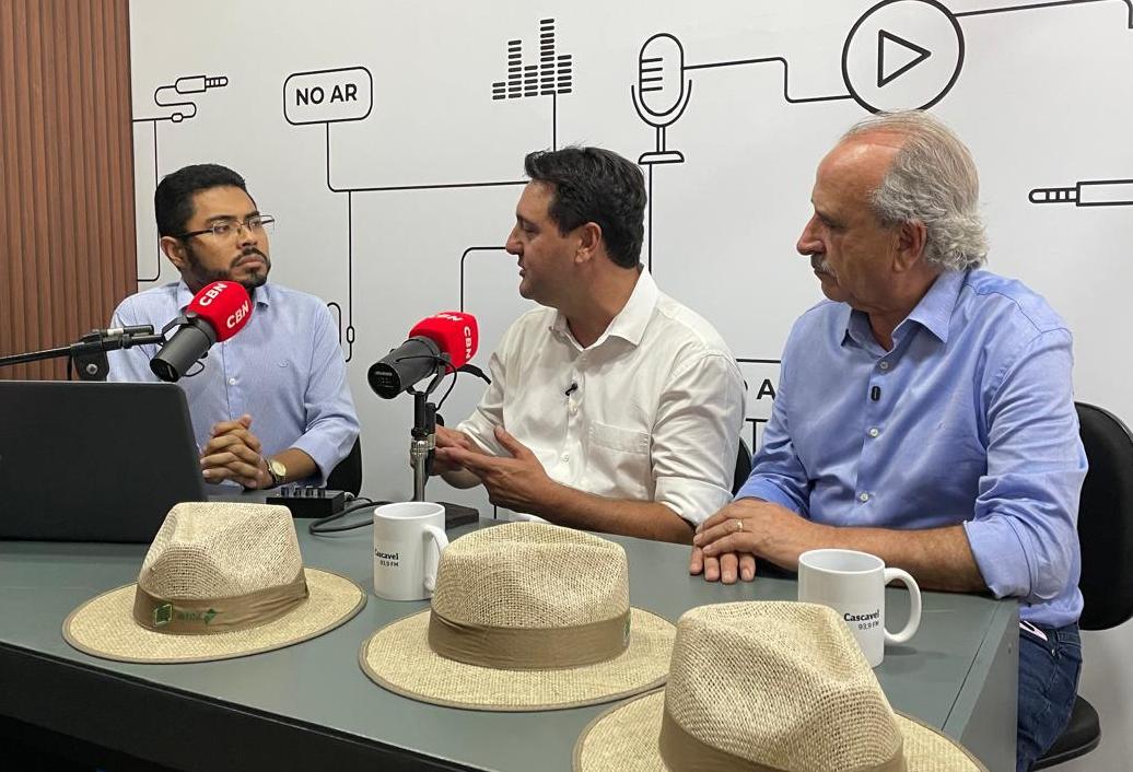 Ratinho Júnior destaca força do agro e comenta pré-candidatura no Show Rural