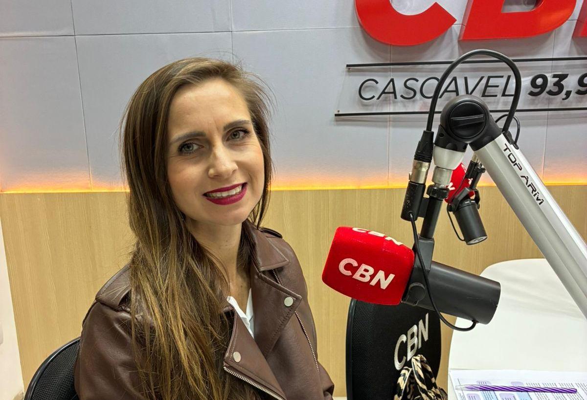 Poliana Lauther aborda os programas de acolhimento social para pessoas em situação de rua
